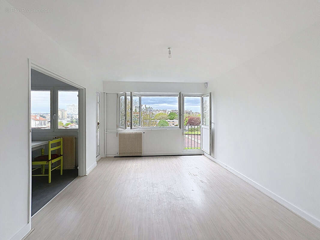 Appartement à BAGNOLET