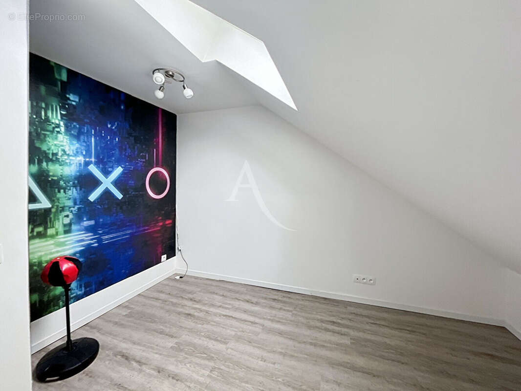 Maison à MEZY-SUR-SEINE