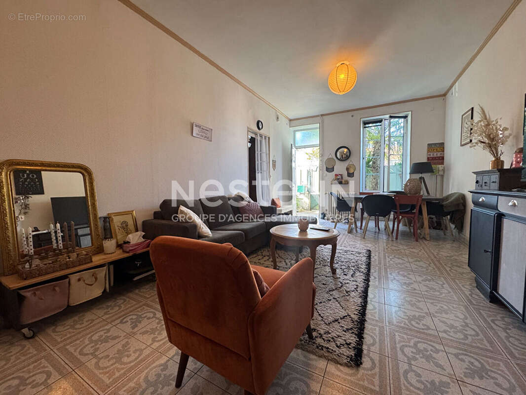Maison à TONNAY-CHARENTE