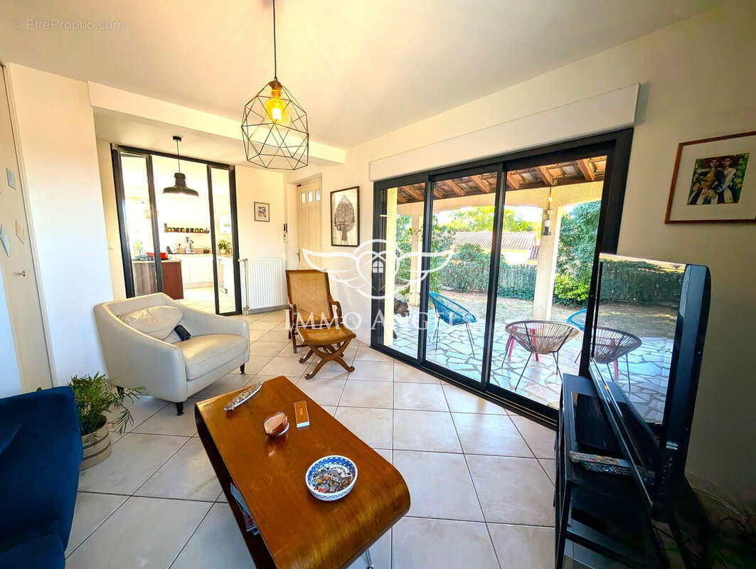 Maison à SAINT-JEAN-DE-VEDAS