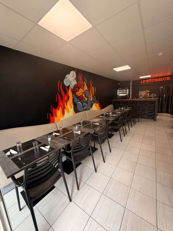 En exclusivite fond de commerce restaurant rotisserie 95 m2 a puget sur argens - photo 2