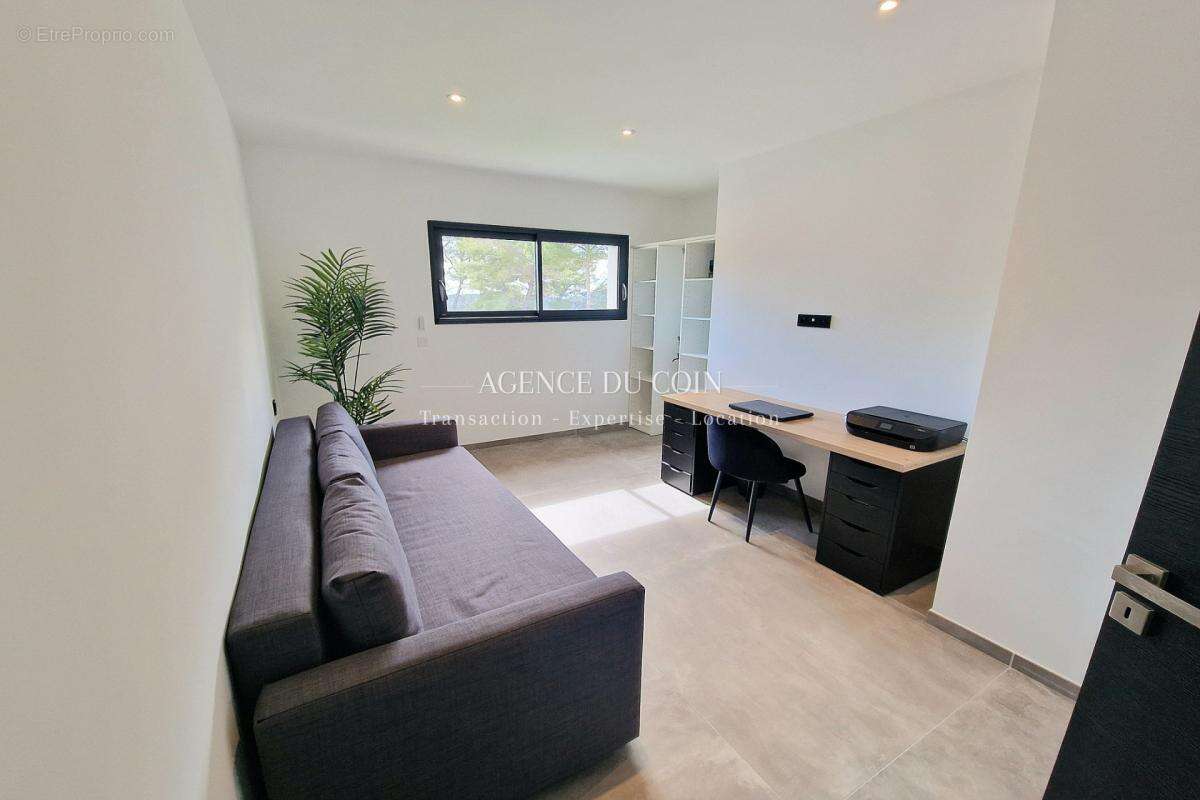 Maison à DRAGUIGNAN