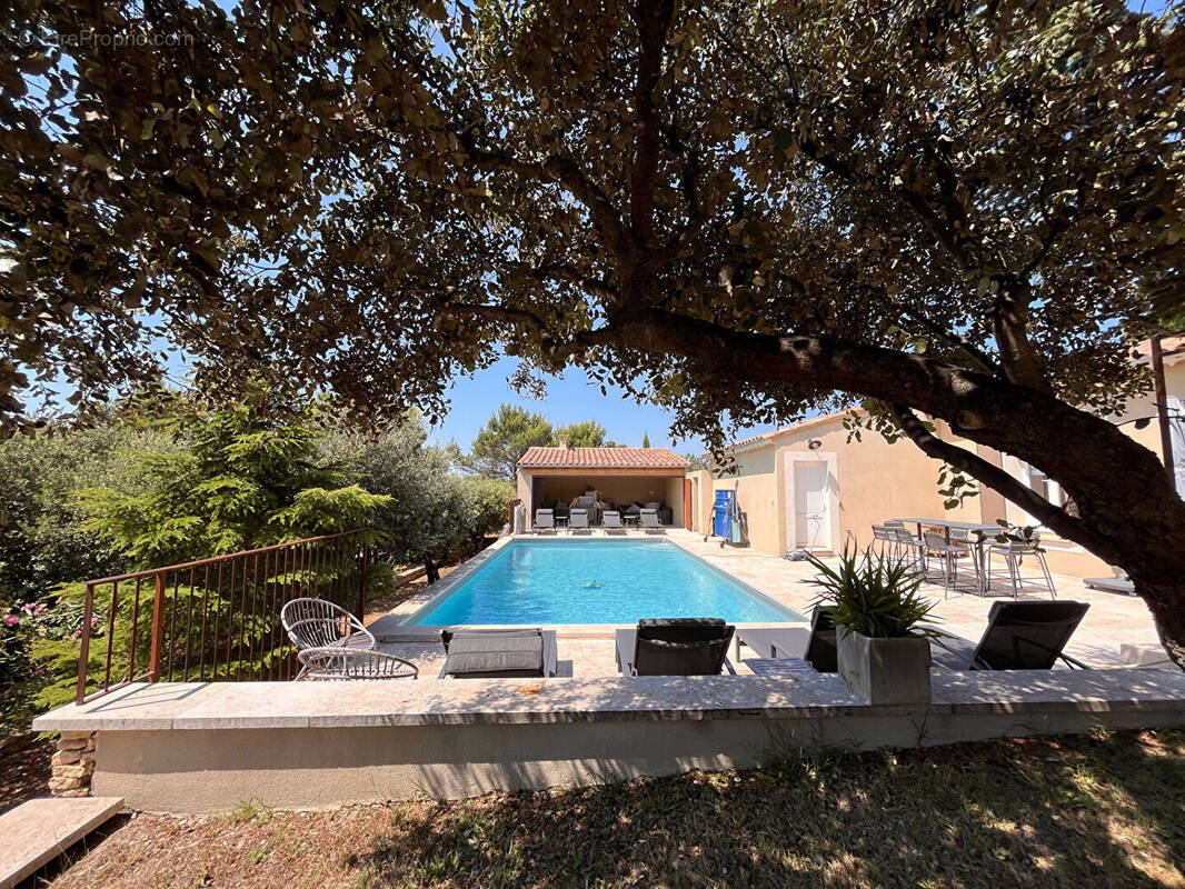 Maison à CABRIERES-D'AVIGNON