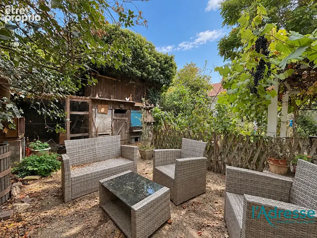 Maison 4 pièces avec terrain - photo 4