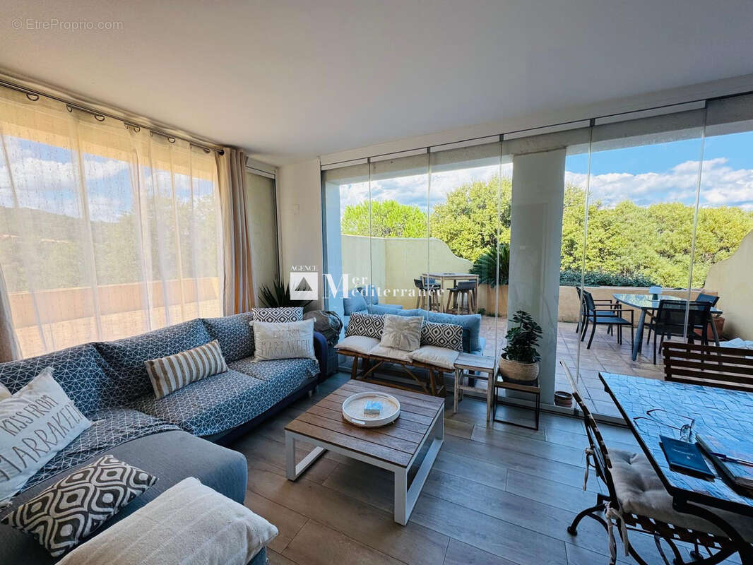 Appartement à GRIMAUD