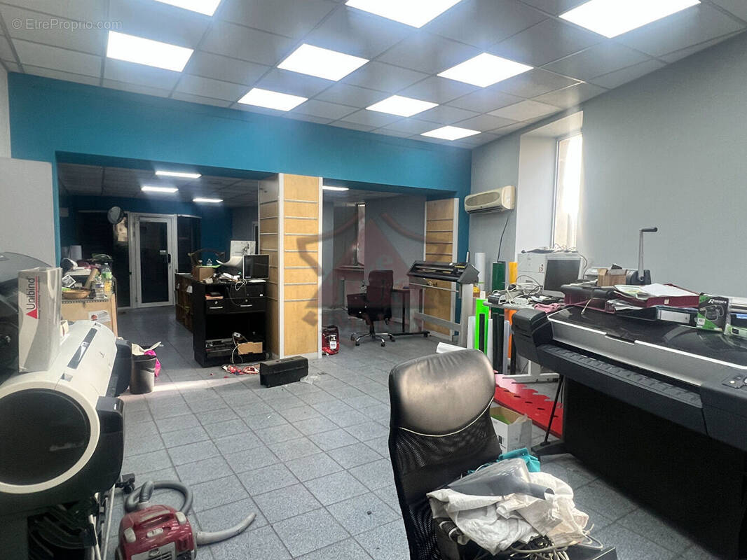 Commerce à SAINT-AMBROIX