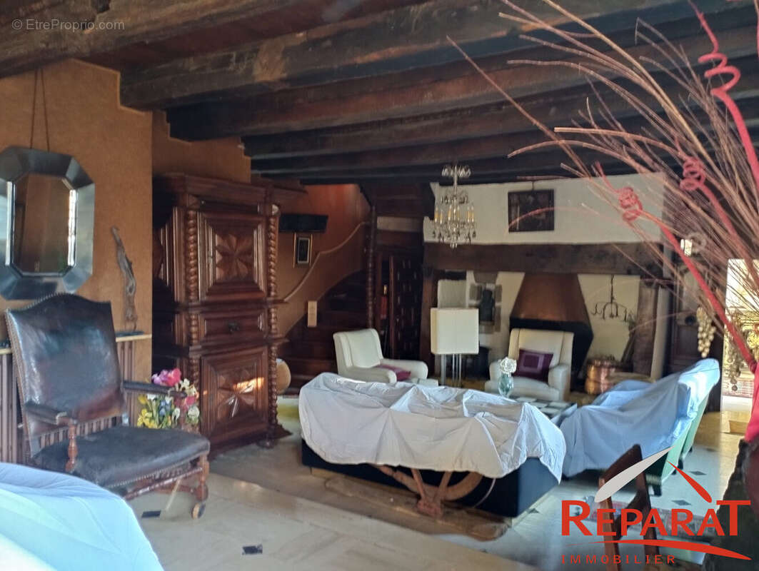 Maison à PERPEZAC-LE-NOIR