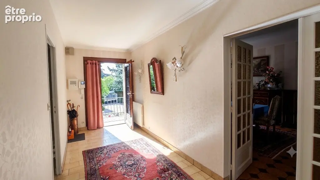 Maison 6 pièces 162 m² à vendre à Chatellerault (86100) - photo 3