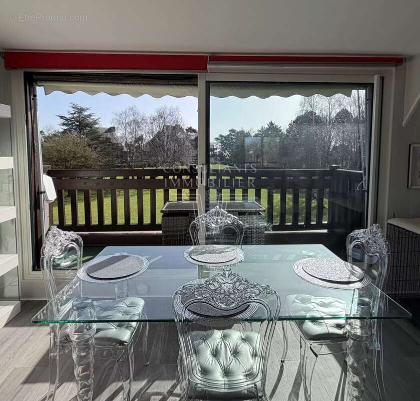 Appartement à TOURGEVILLE