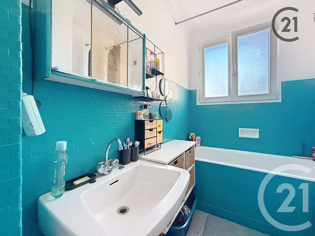 Maison à CHATENAY-SUR-SEINE