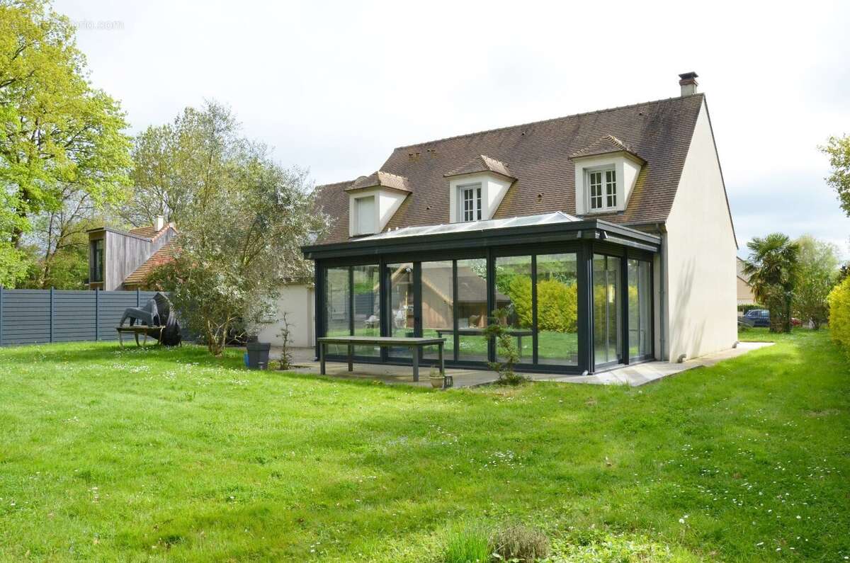Maison à LES MOLIERES
