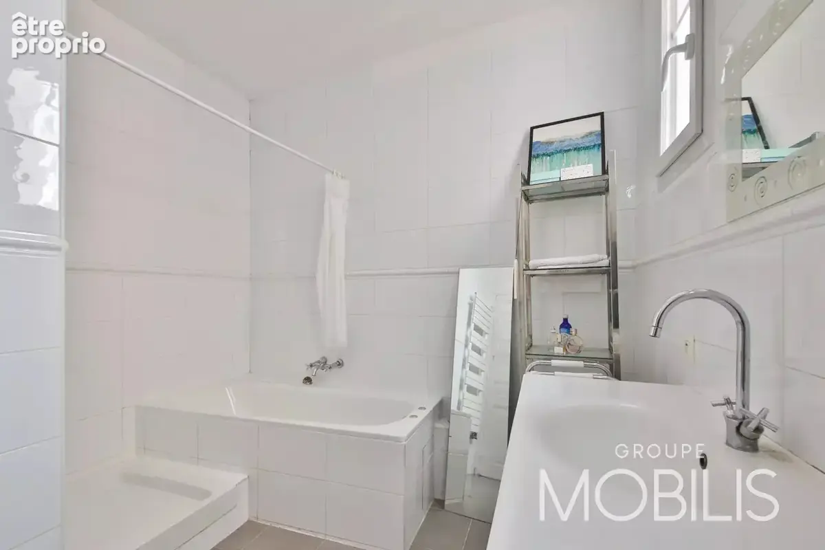Paris 16 - passy - appartement familial de 103m2 - 2/3 chambres - balcon, etage eleve, lumineux, calme - photo 11