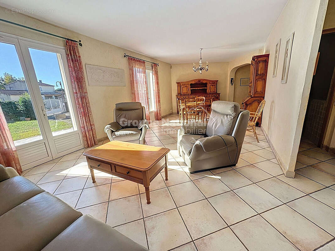 Maison à CHEVAL-BLANC