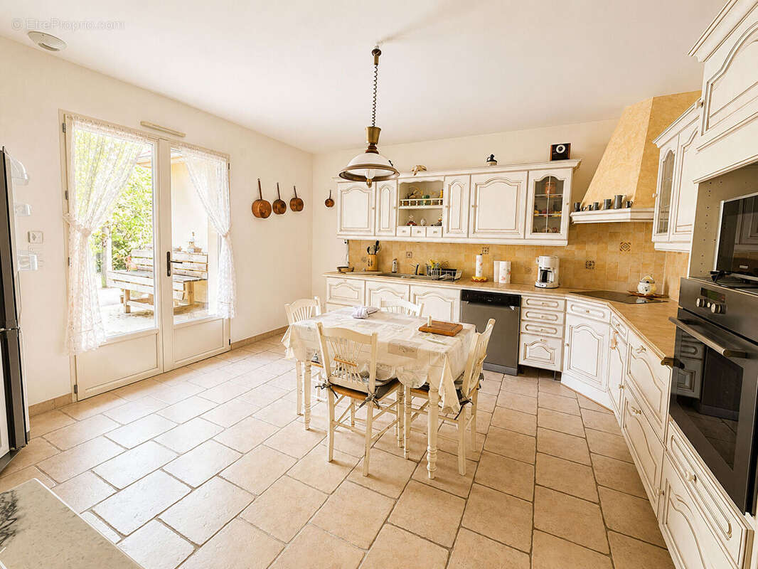 Maison à BOUGLAINVAL