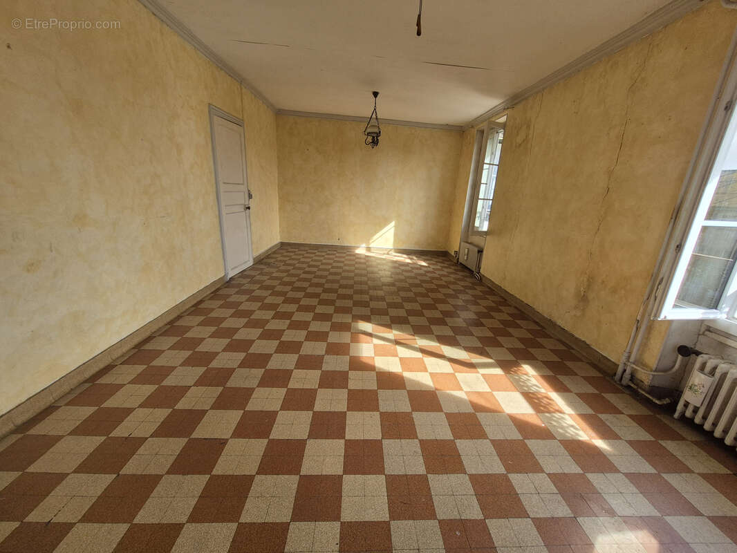 Maison à ROZAY-EN-BRIE