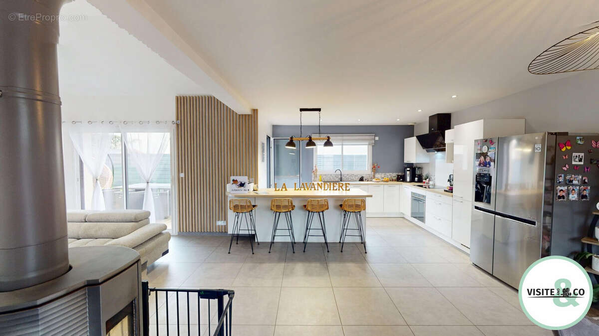 Maison à TILLY-SUR-SEULLES