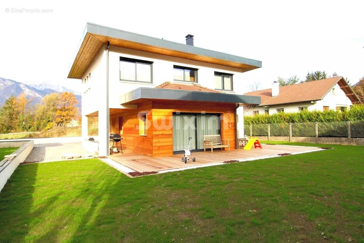 Maison à SCIONZIER
