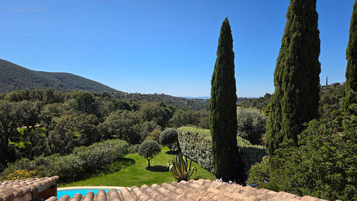 Maison avec vue exceptionnelle à vendre à La Londe-les-Maures - Secteur Valcros - photo 23