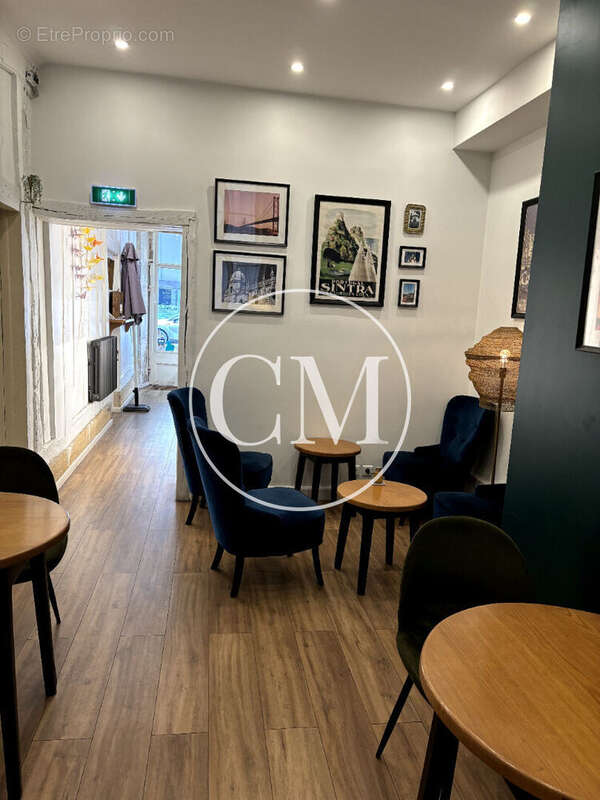 Commerce à VERSAILLES