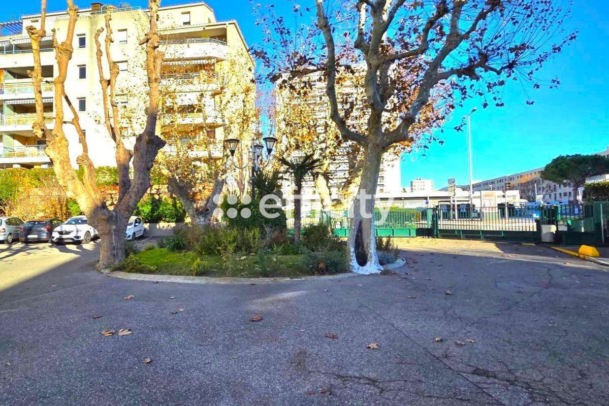 Appartement à MARSEILLE-8E