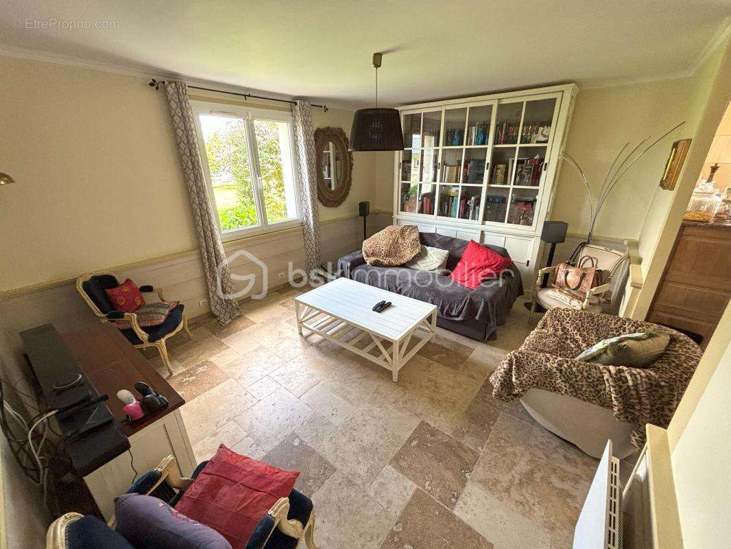 Maison à SAINT-REMY-BOSCROCOURT