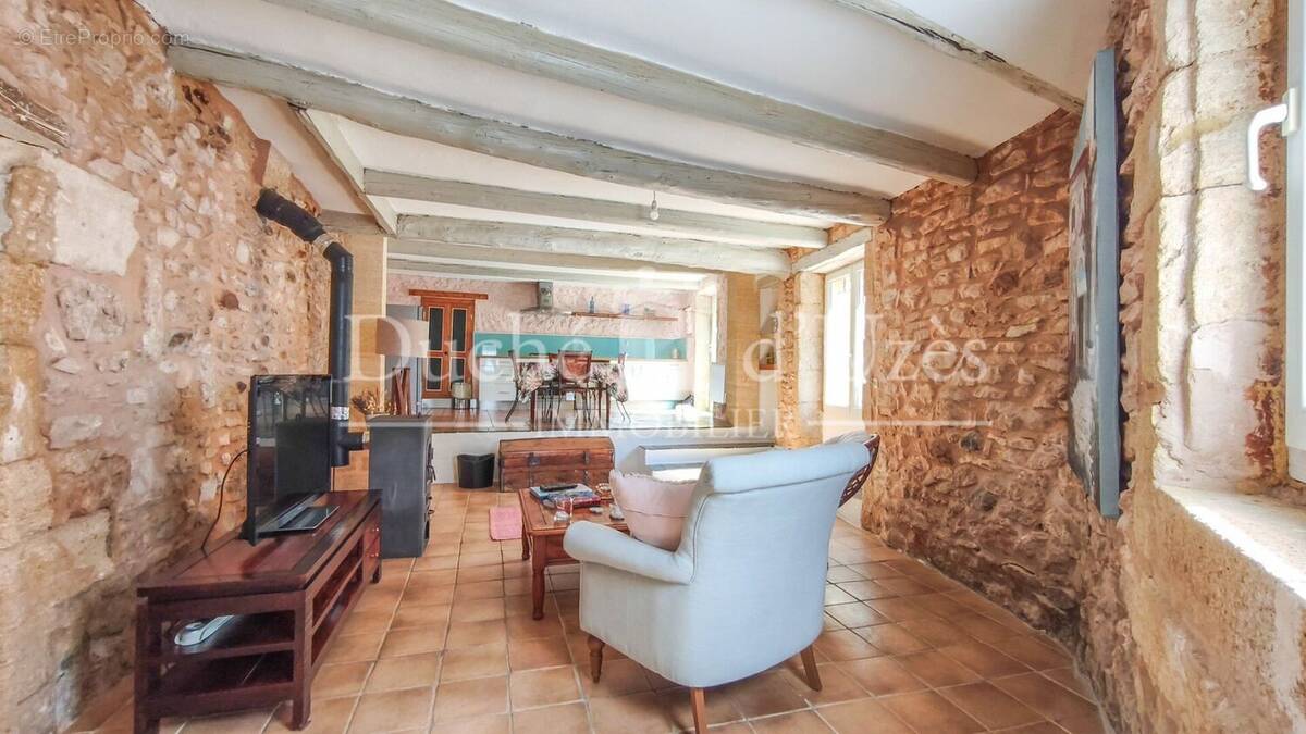 Photo 1 - Maison à UZES