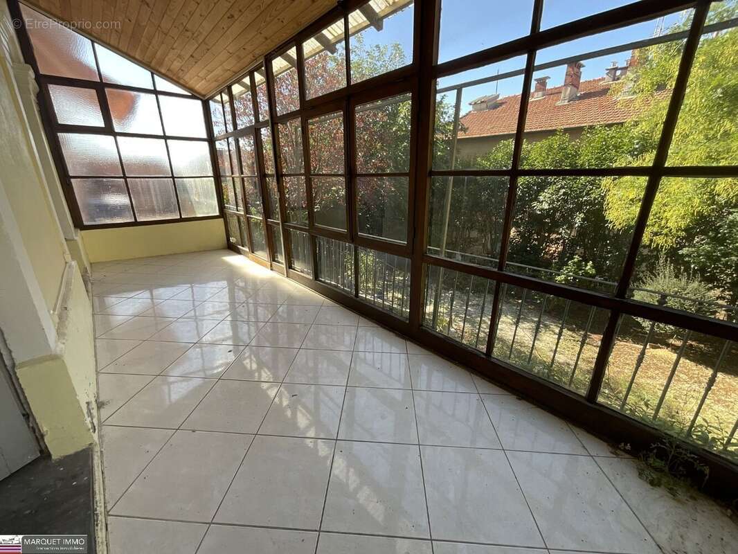 Appartement à BEZIERS