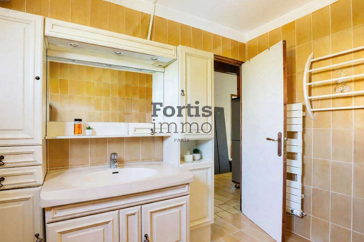 Maison à SAINT-MICHEL-SUR-ORGE