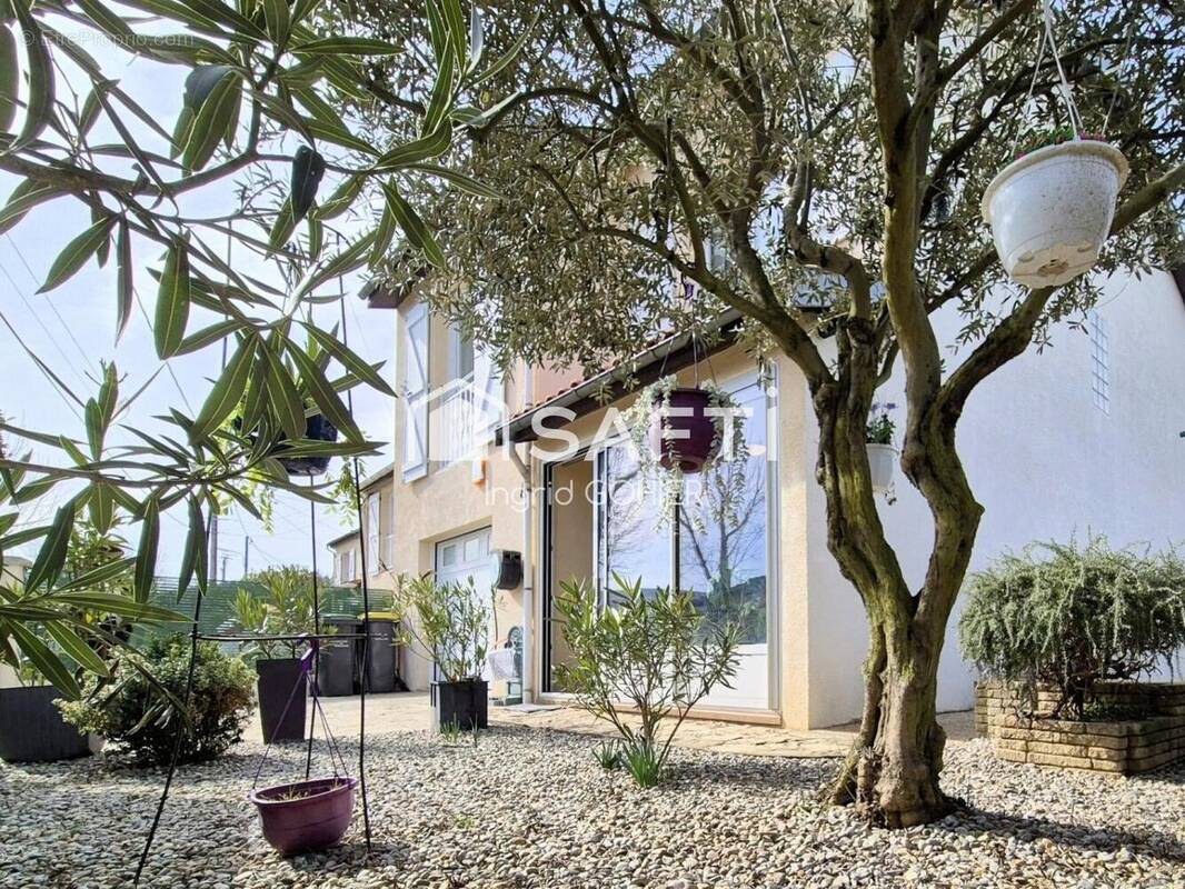 Photo 1 - Maison à LAROQUE-D&#039;OLMES