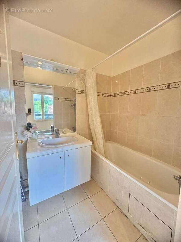 Appartement 35 m² à Nogent-Sur-Marne  - photo 8