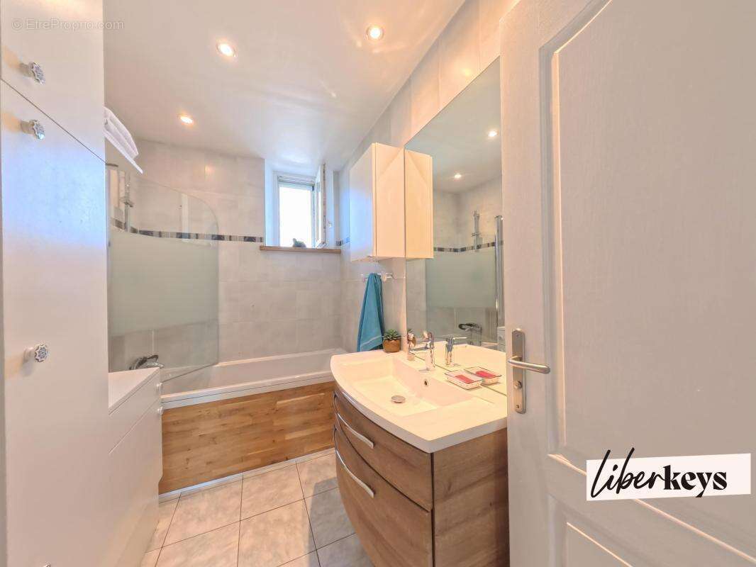 Appartement T4 - photo 5