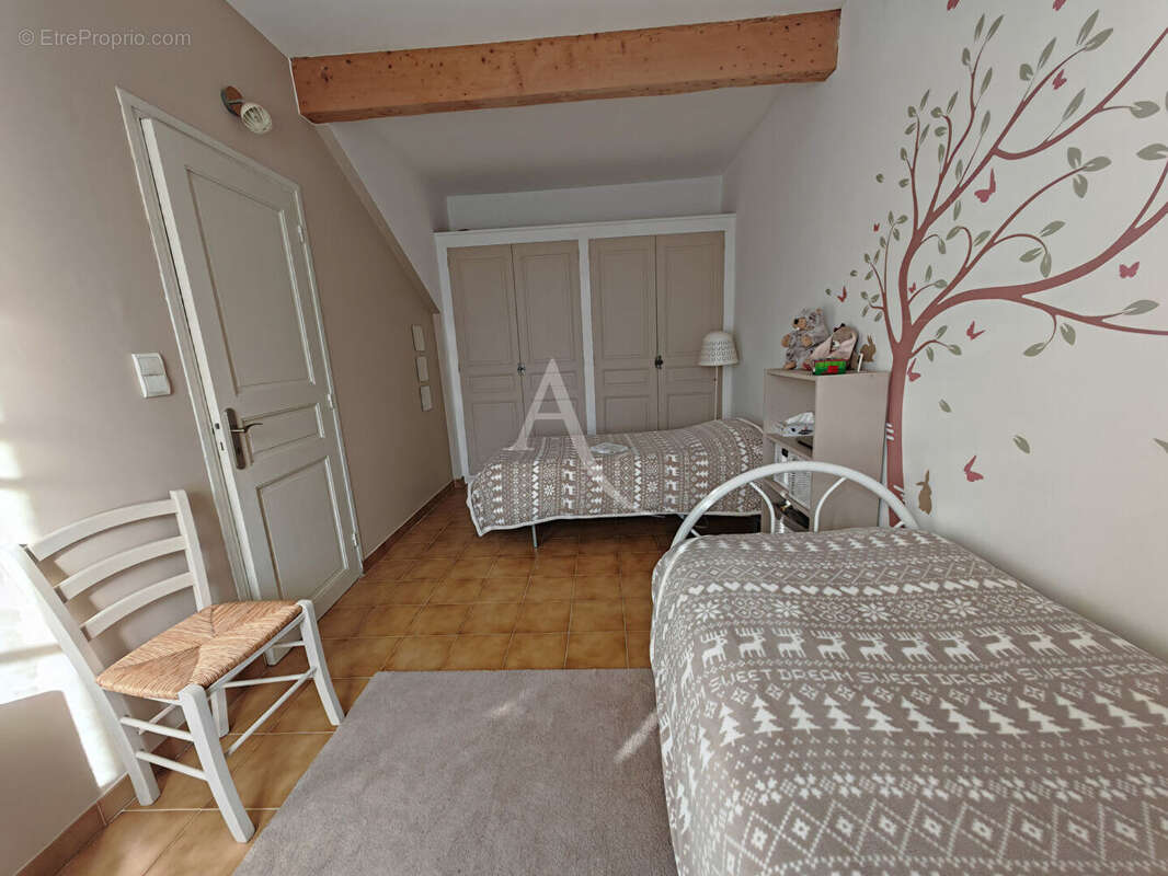 Maison à CARQUEIRANNE