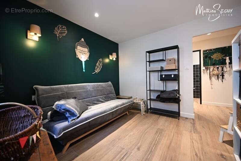 Maison à SAINT-MARTIN-EN-HAUT