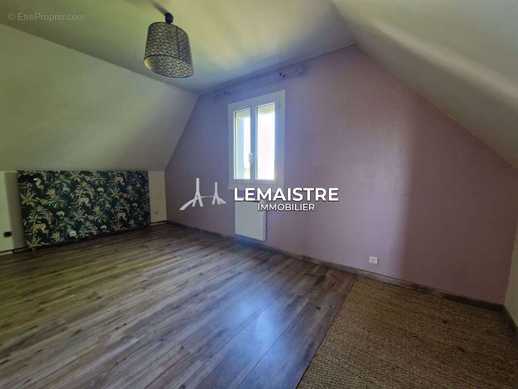 Maison à SAINT-ROMAIN-DE-COLBOSC