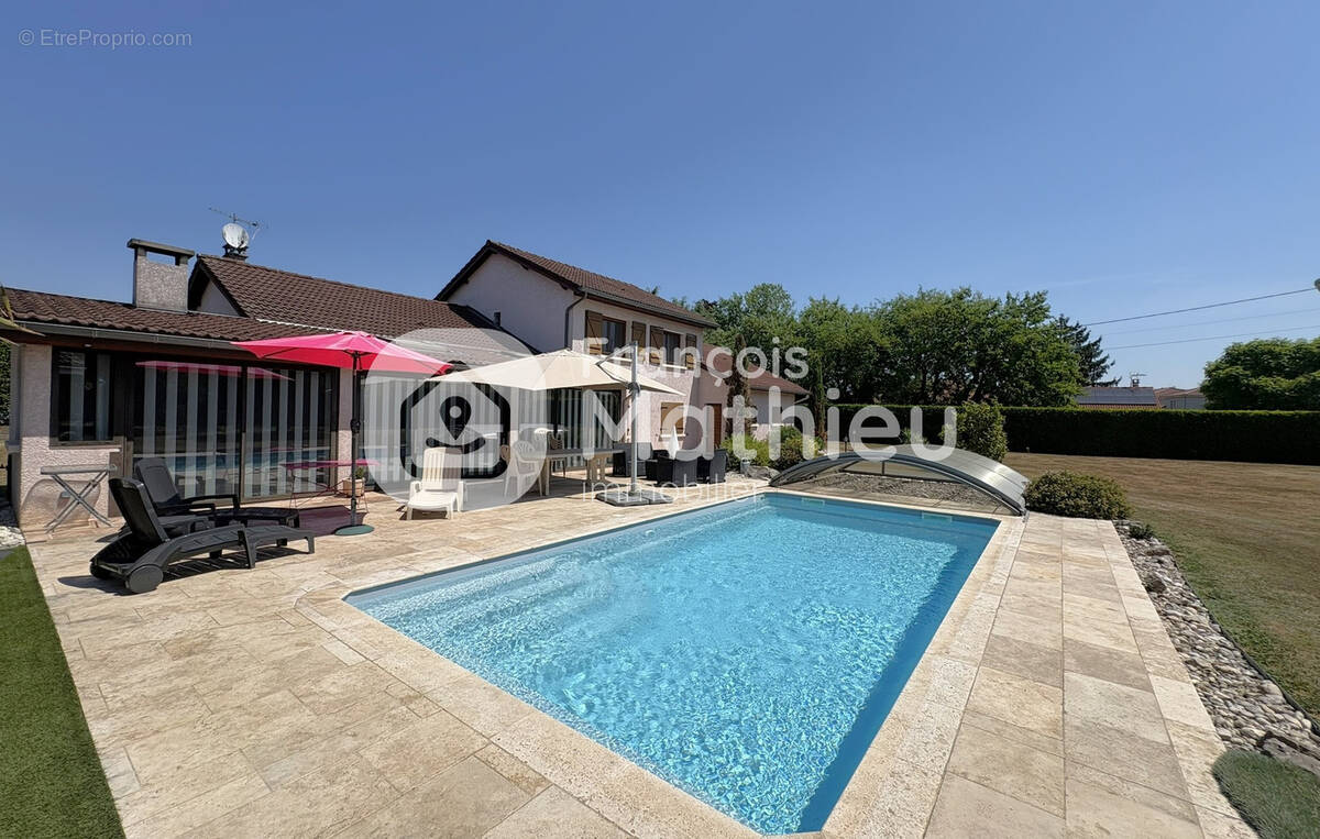 Maison à BLYES