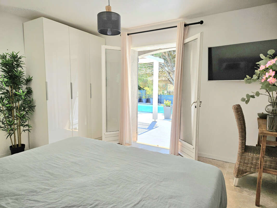 Maison à PLAN-DE-LA-TOUR