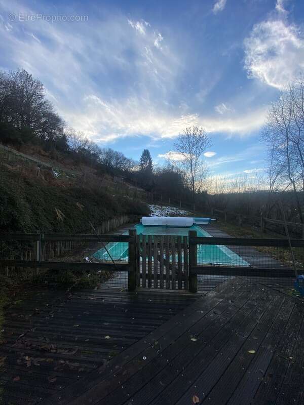 Maison à ARPAJON-SUR-CERE