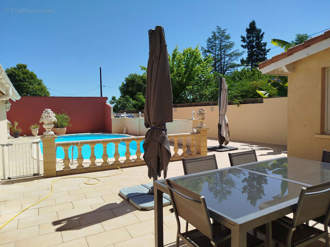 Maison à CIVRAC-SUR-DORDOGNE