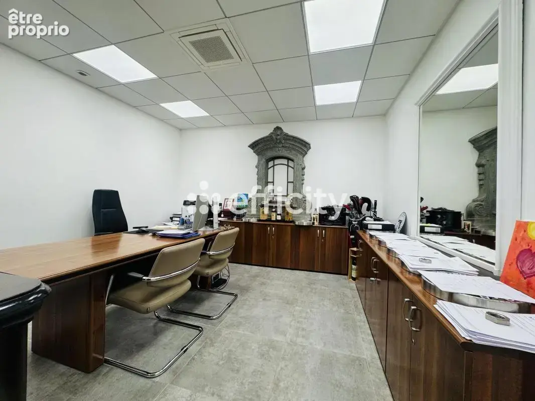 Local commercial - photo 5