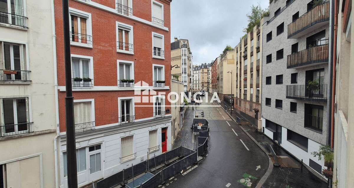 Appartement à PARIS-18E