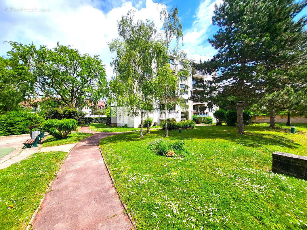 Appartement à MARLY-LE-ROI