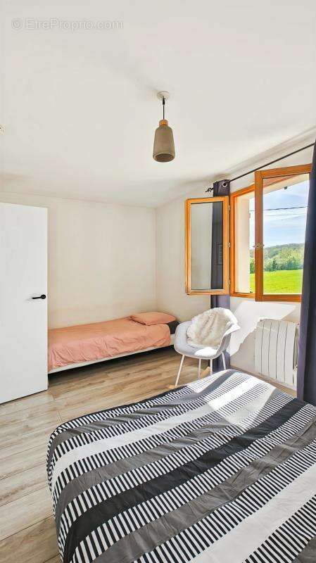 Maison à CHEPTAINVILLE