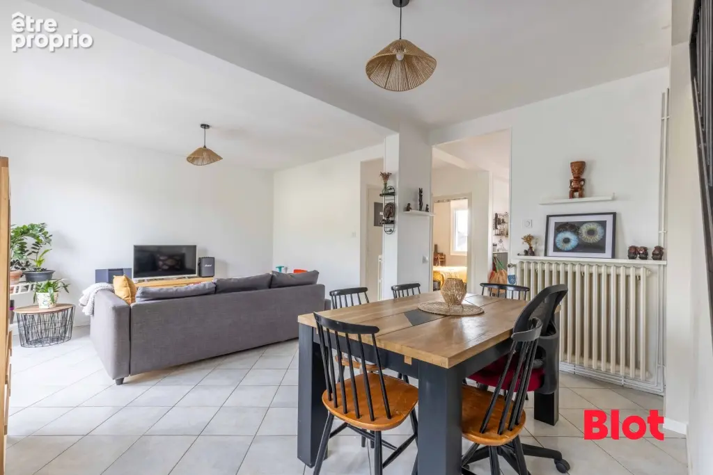 Maison 5 pièces 121 m² à vendre à Mordelles (35310) - photo 2