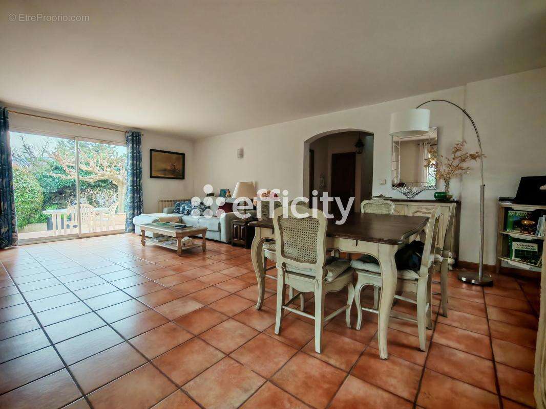 Maison à MARSEILLE-11E