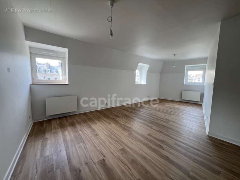Appartement à vendre 3 pièces hyper centre SAINT BRIEUC (22) - photo 2