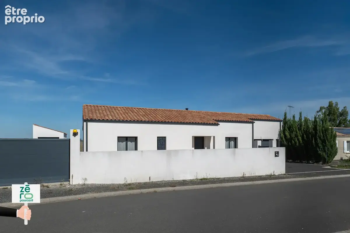 Maison récente de plain-pied à Chaillé-les-Marais   4 chambres, suite parentale, garage-atelier et terrain con - photo 33