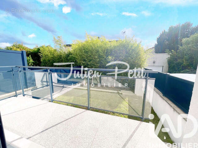 Photo 3 - Maison à ANTONY