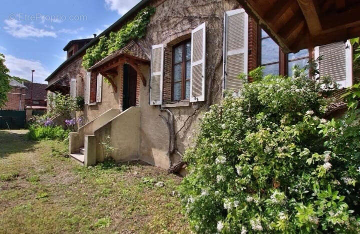 Maison à SAINT-BENOIST-SUR-VANNE