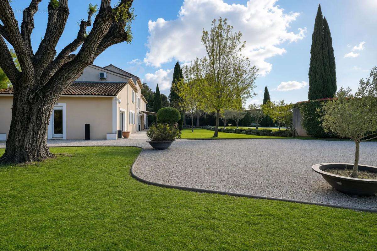 Maison à MONTEUX