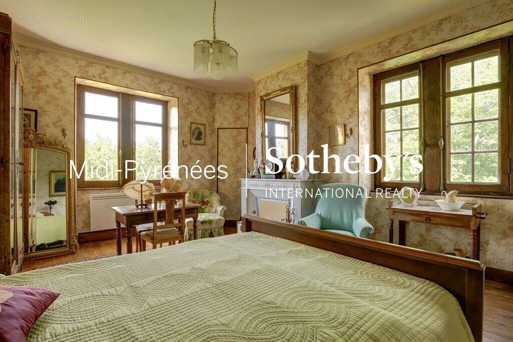 Maison à CADOURS